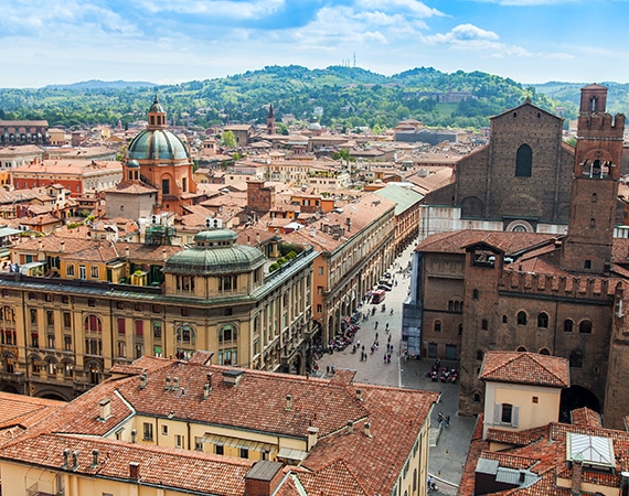 cosa fare e vedere a bologna feat - Viaggio in Italia