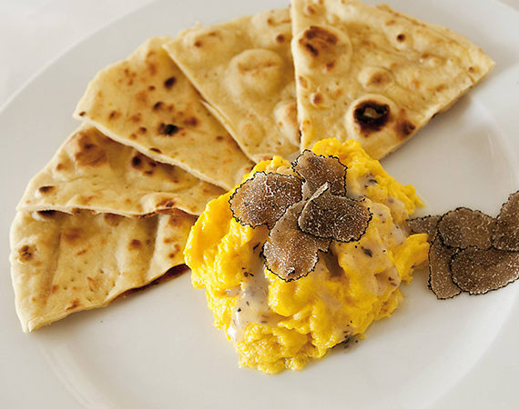 cosa mangiare e bere a pesaro e urbino feat - Viaggio in Italia